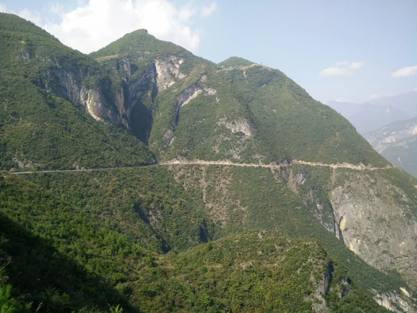 喜欢的话可以来这里旅游哦，重庆市巫溪县 下次我好好去照些再多上传点，