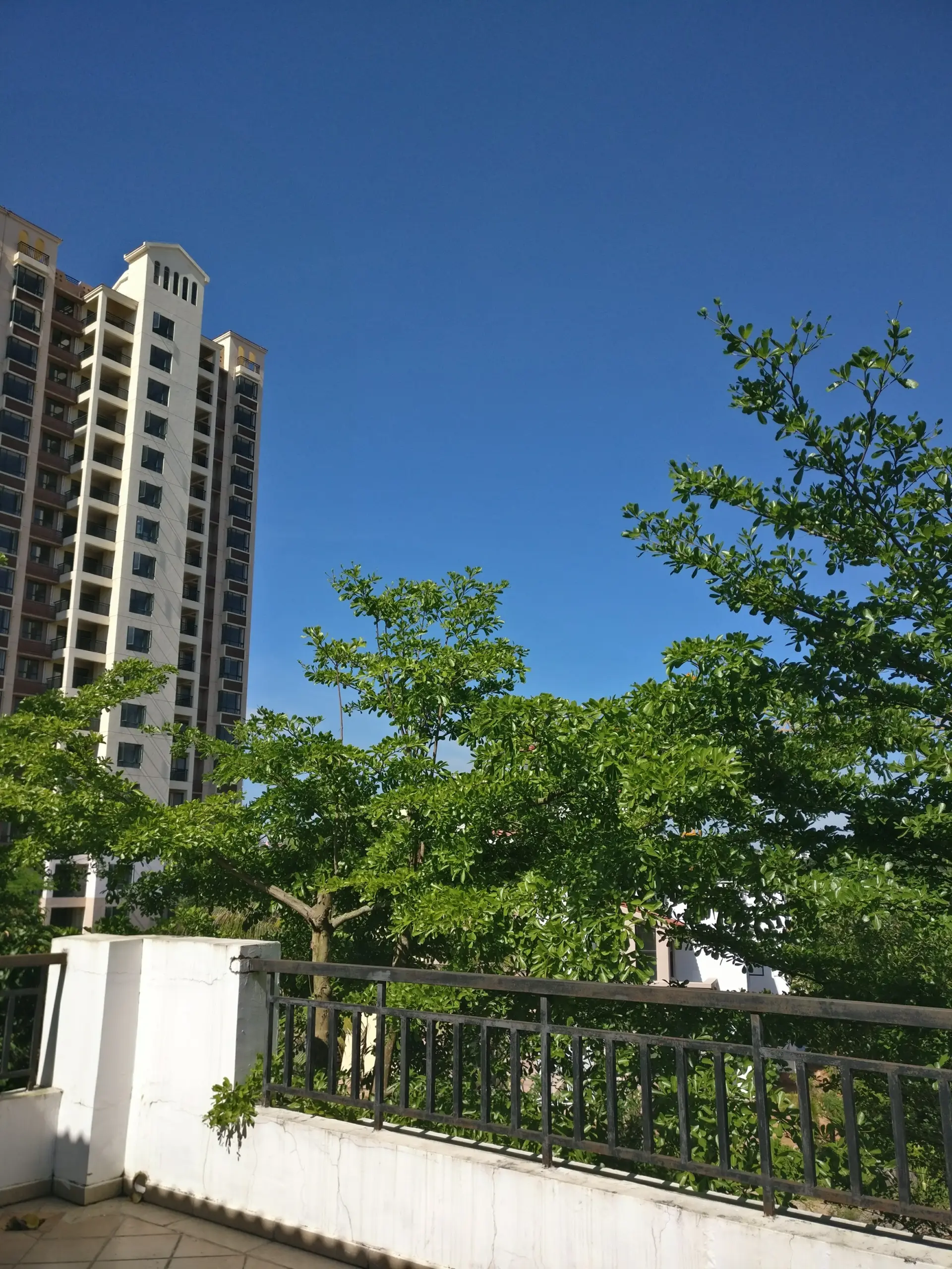 水岸名都二期小景